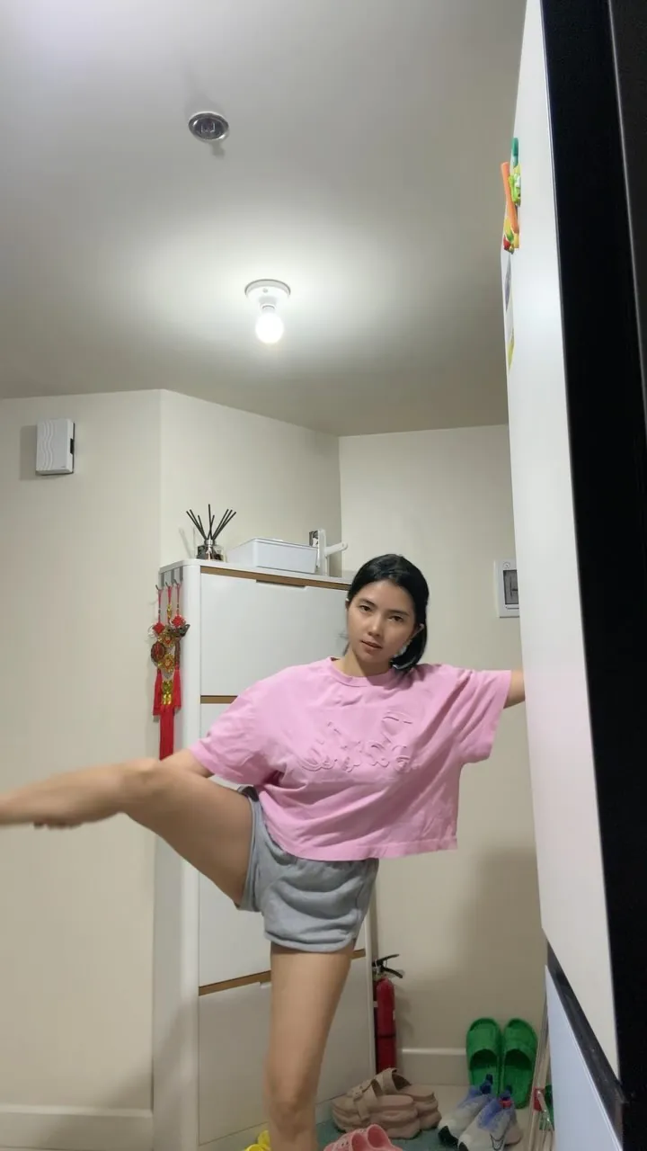 VanessaLyn Cayco - vanessalyn-cayco-sexy-6.webp